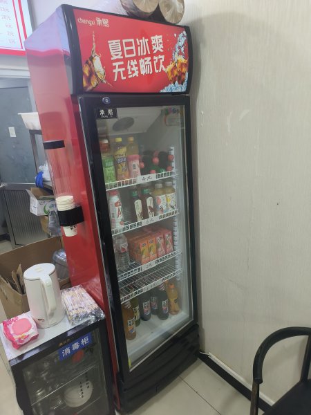 缤纷尚街一楼餐饮转让